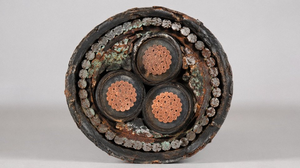 disadvantages-of-armored-cable-06-armor-wire-corrosion-cross-section