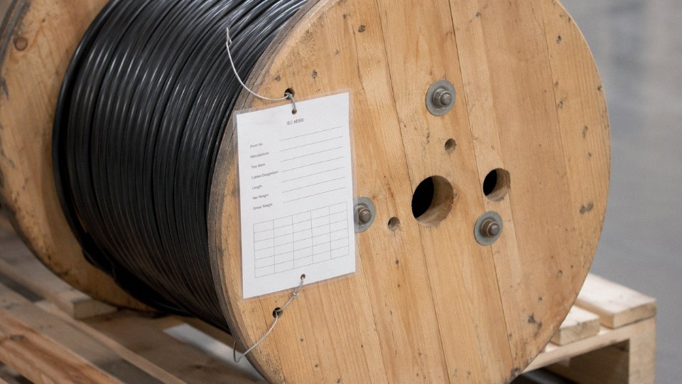 how-to-tell-if-wire-is-low-voltage-08-drum-end-tag-labeling-iec60500
