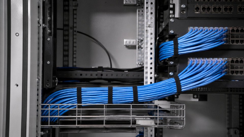 is-cat6-low-voltage-07-poe-bundle-thermal-derating-diagram