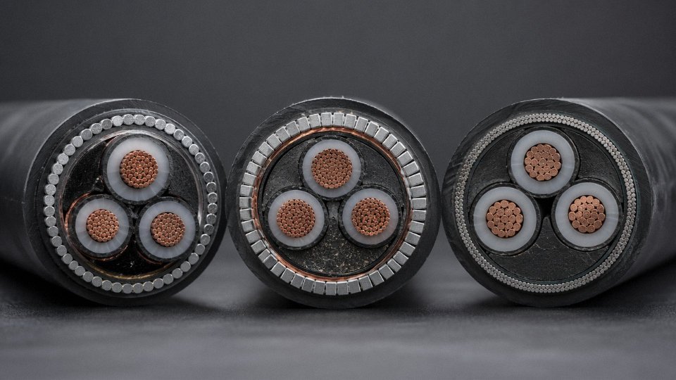 low-voltage-wire-applications-uses-01-armored-underground-cable-cross-section-comparison-swa-sta-awa
