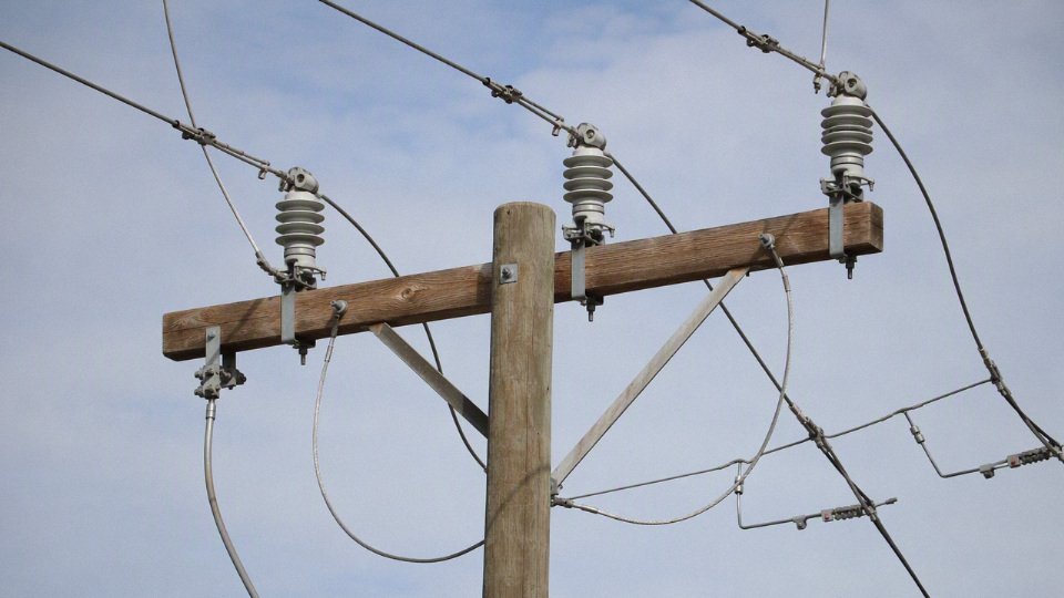medium-voltage-ground-wire-01-grounding-requirements-by-system-context