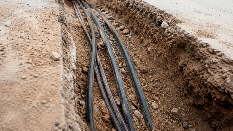 underground-wire-without-conduit-03-cables-that-still-need-conduit